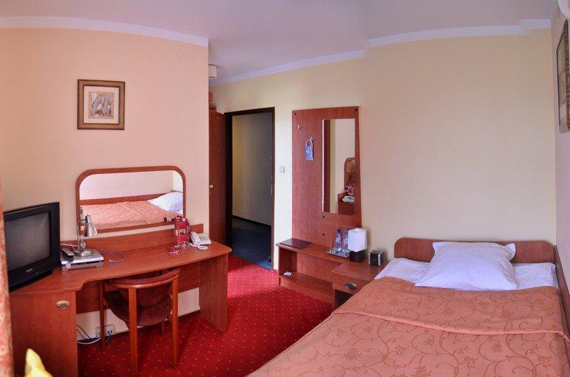 Ciechanów Hotel Korona מראה חיצוני תמונה