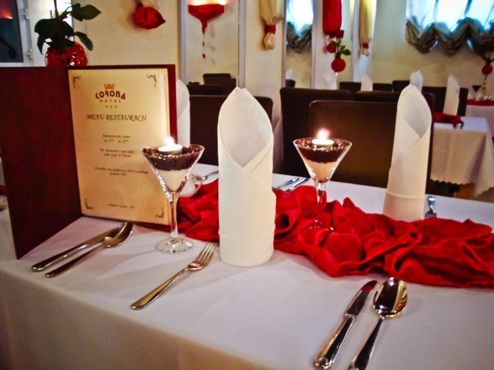 Ciechanów Hotel Korona מראה חיצוני תמונה